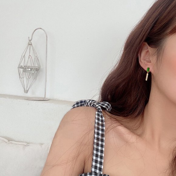 Emerald Pearl Drop Earrings - Picture 6 of 7